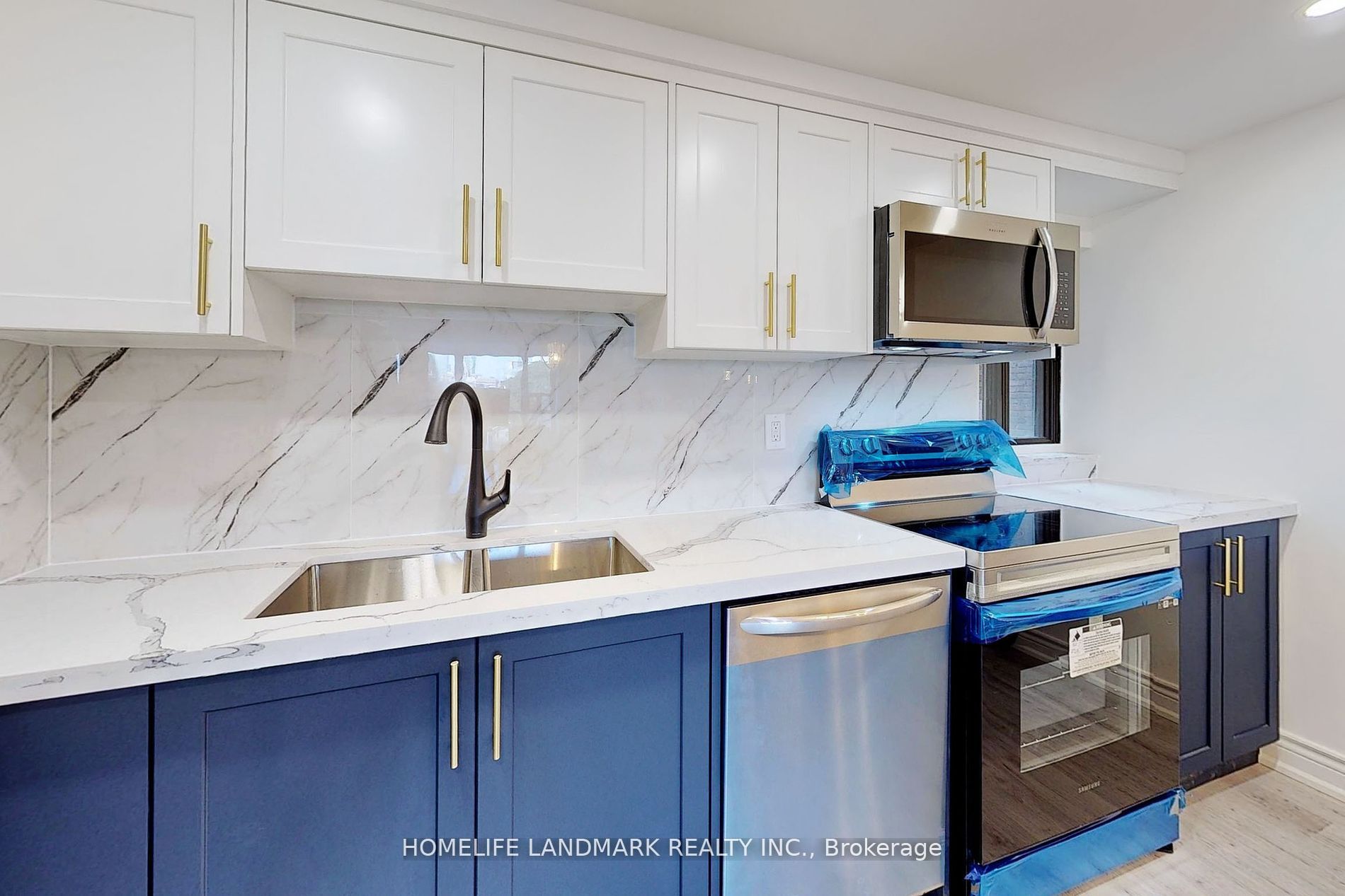 188 Spadina Ave 303 Property Photo 16