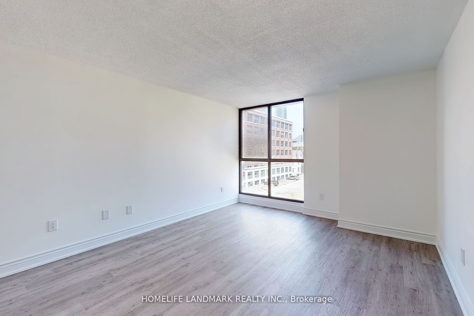 188 Spadina Ave 303 Property Photo 22
