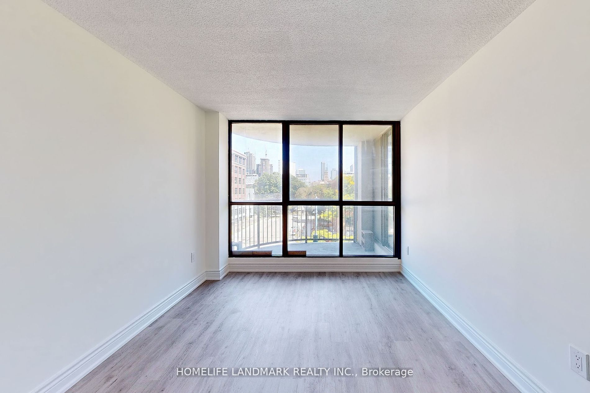 188 Spadina Ave 303 Property Photo 28