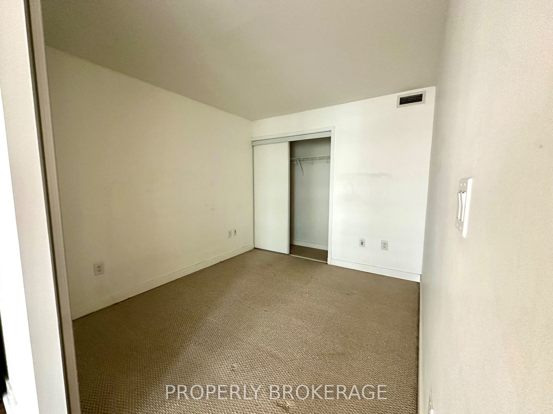 4k Spadina Ave 13 Property Photo 29