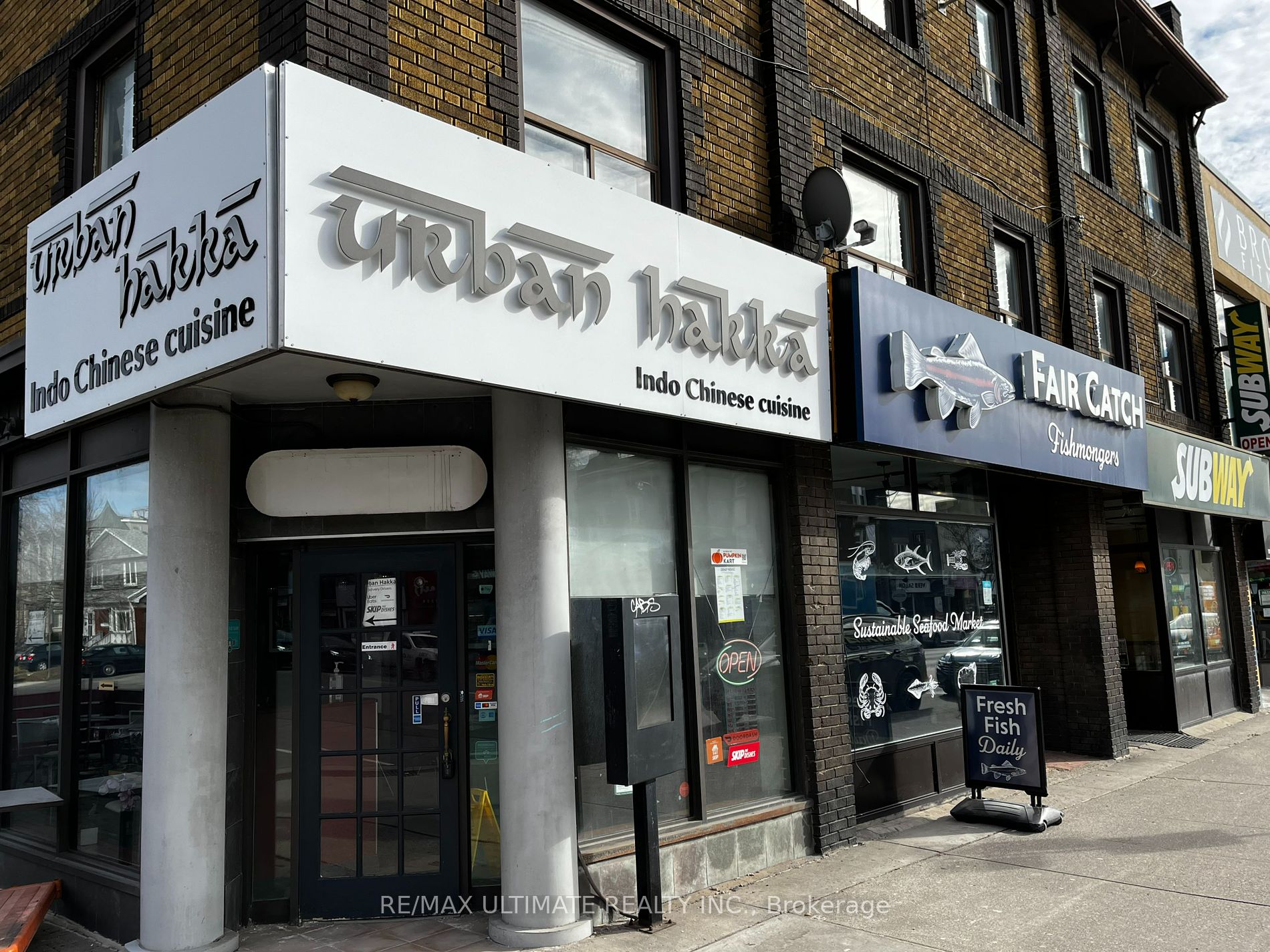 3295* Yonge St Property Photo 10