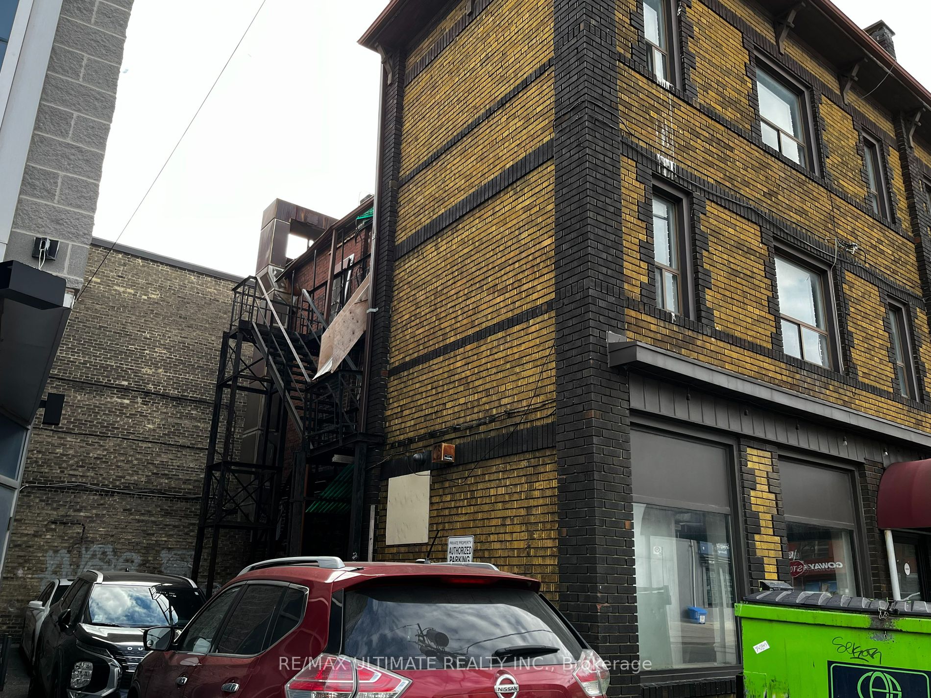 3295* Yonge St Property Photo 19
