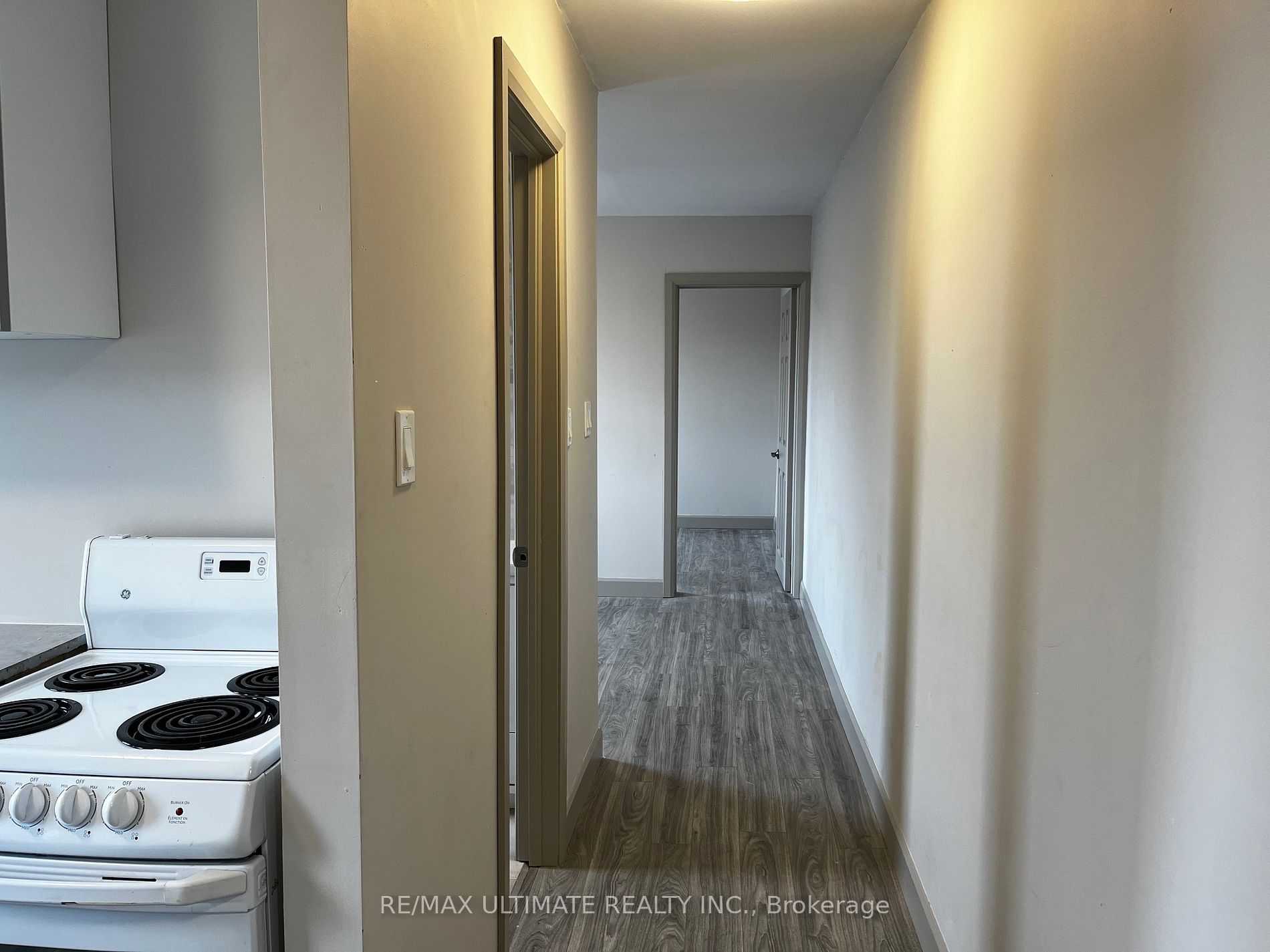 3295* Yonge St Property Photo 29