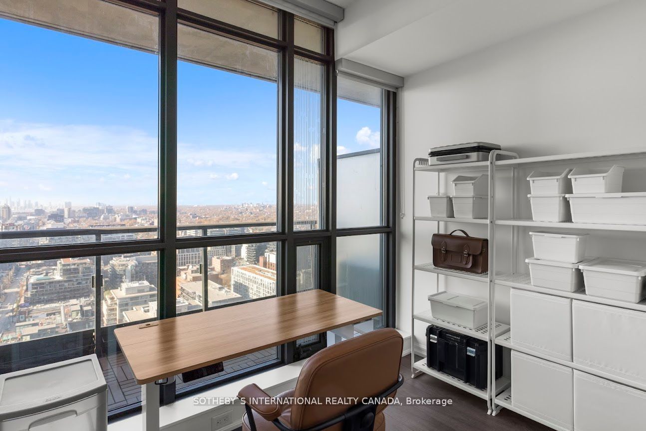 #3007 - 8 Charlotte Street Property Photo 8