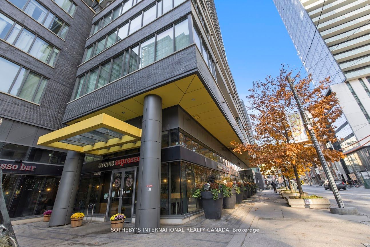 #3007 - 8 Charlotte Street Property Photo 28