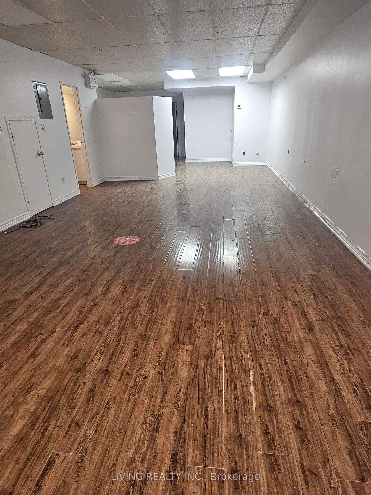 2156 Yonge St Property Photo 10