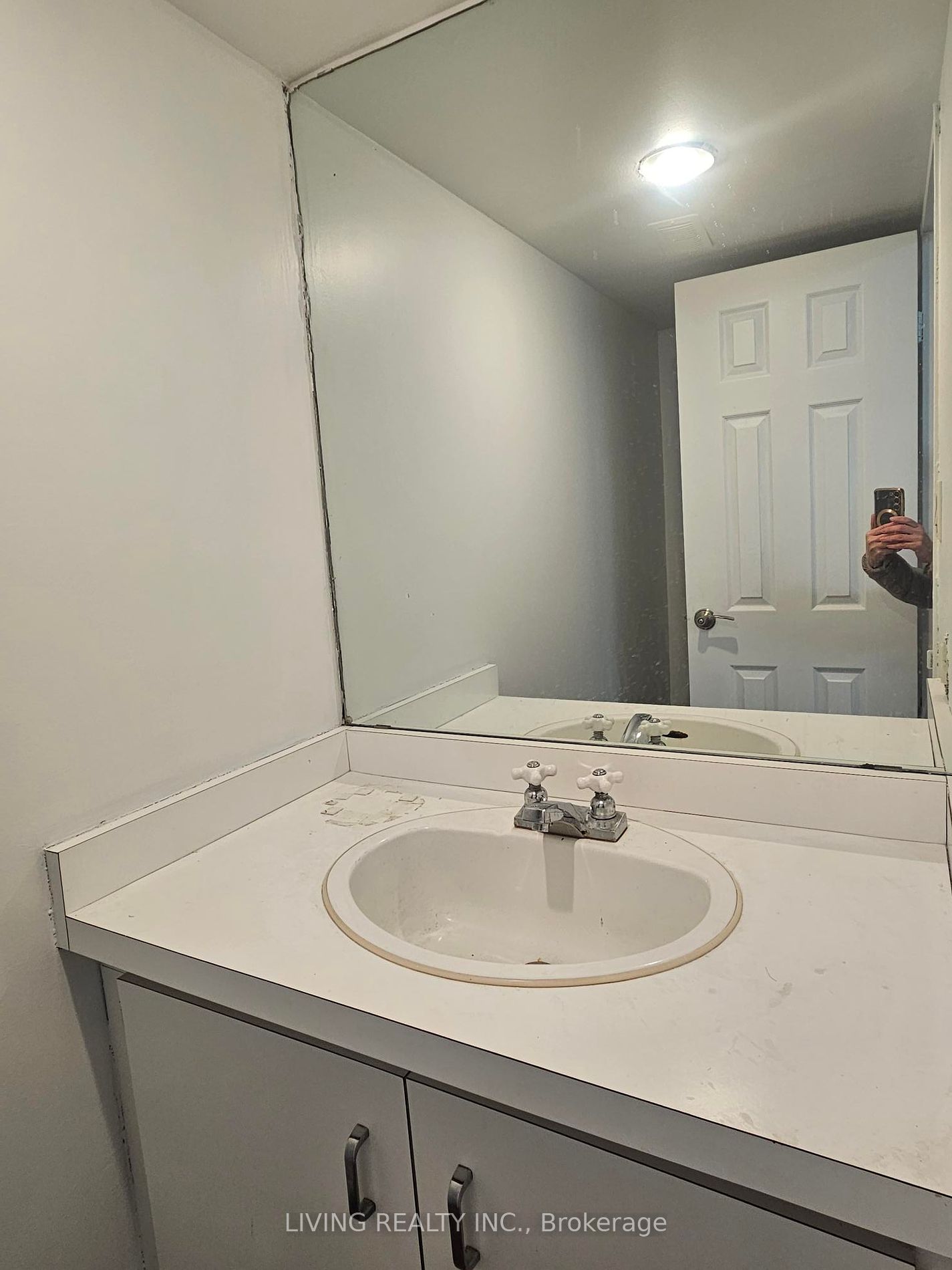 2156 Yonge St Property Photo 11