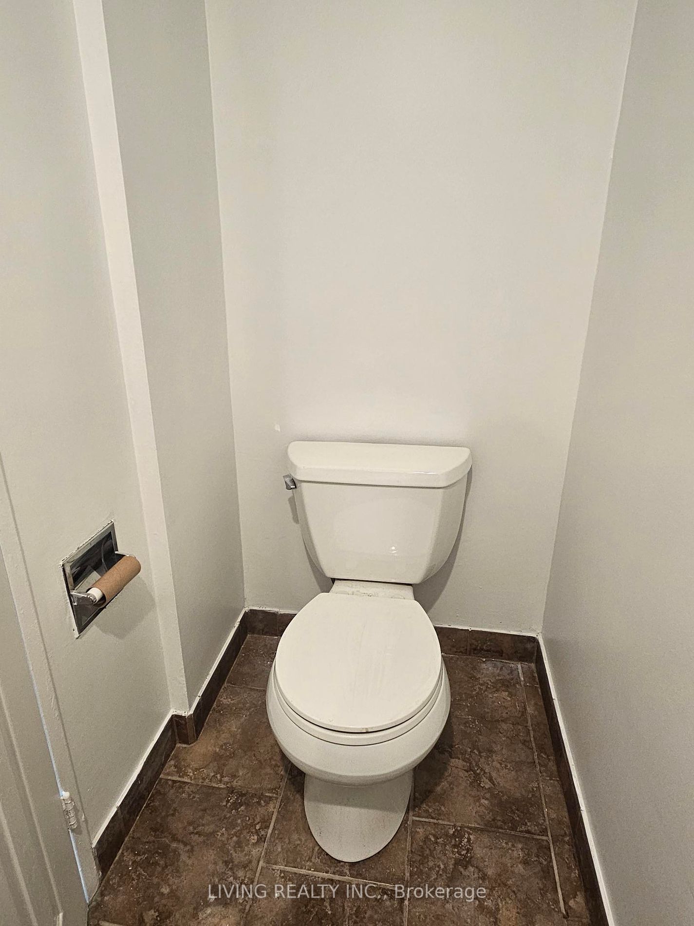 2156 Yonge St Property Photo 12