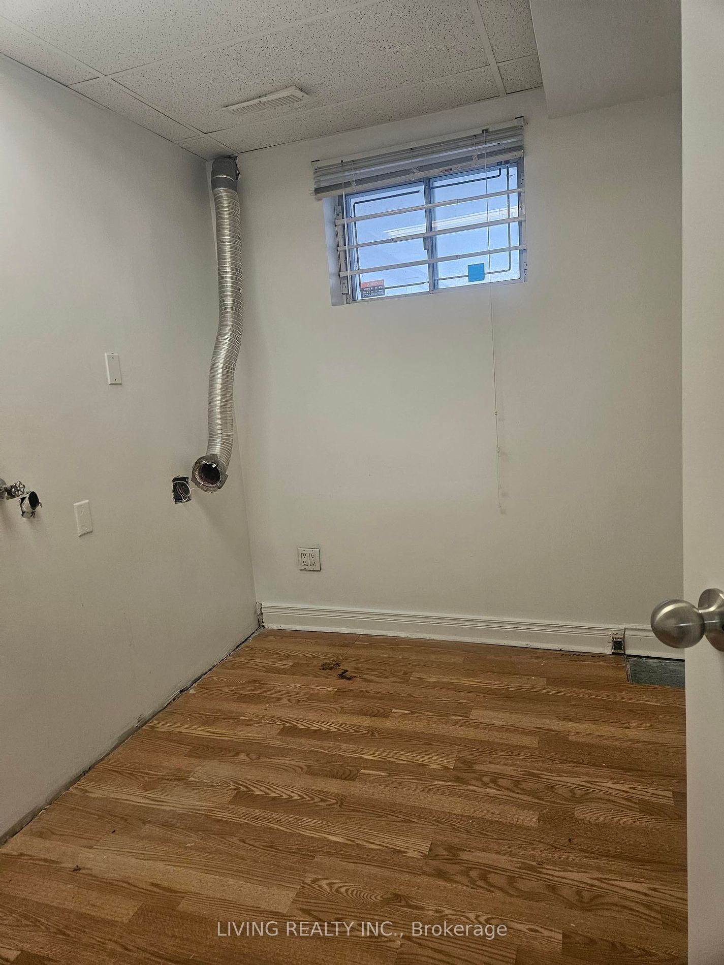 2156 Yonge St Property Photo 14