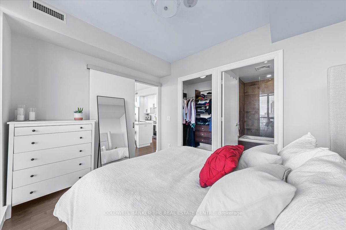 8 Charlotte St 02 Property Photo 8