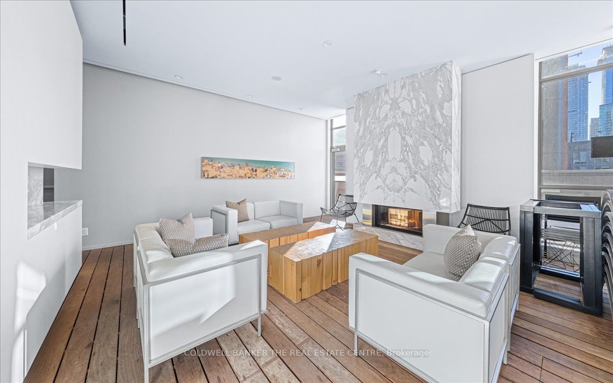 8 Charlotte St 02 Property Photo 20