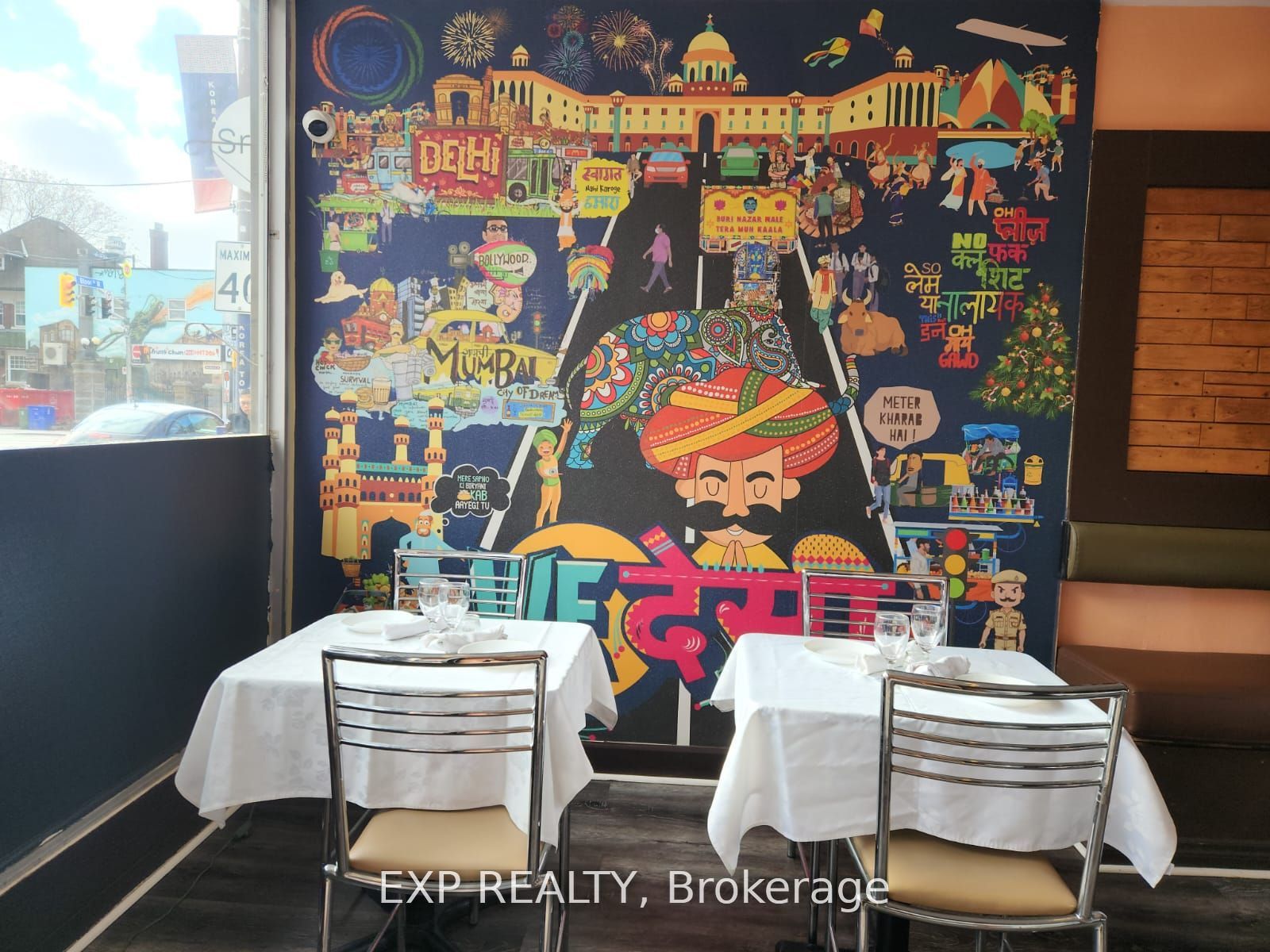 606 Bloor St W Property Photo 14