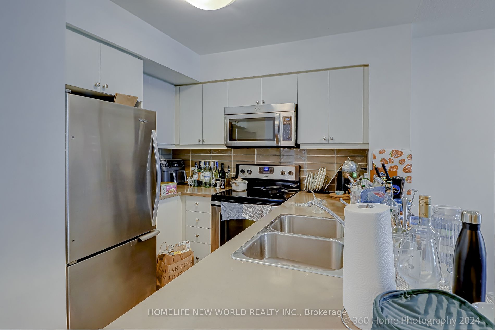 25 Lower Simcoe St 17 Property Photo 6