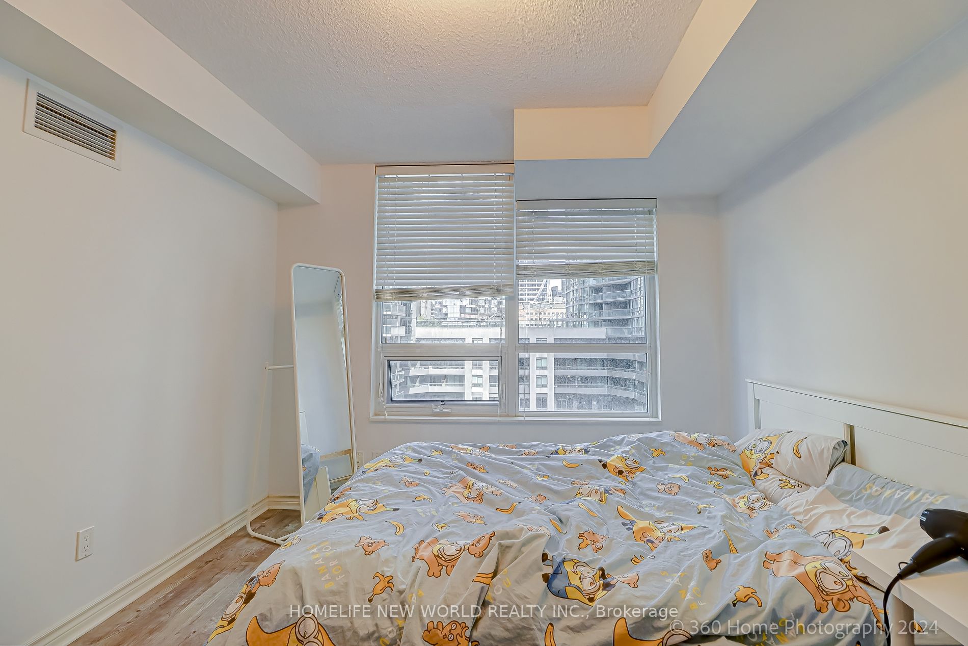 25 Lower Simcoe St 17 Property Photo 14