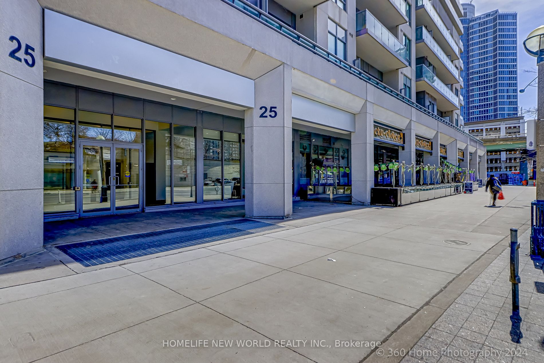 25 Lower Simcoe St 17 Property Photo 21