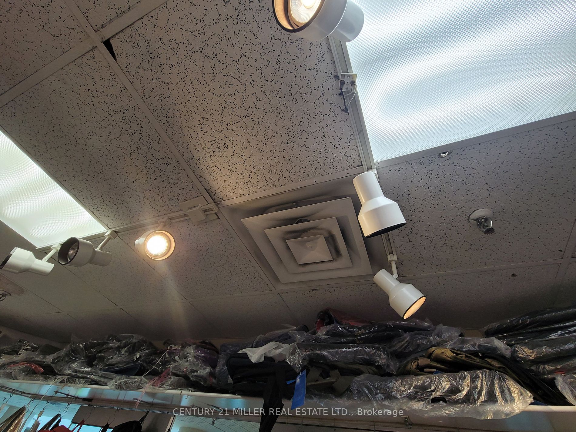 222 Spadina Ave Property Photo 15