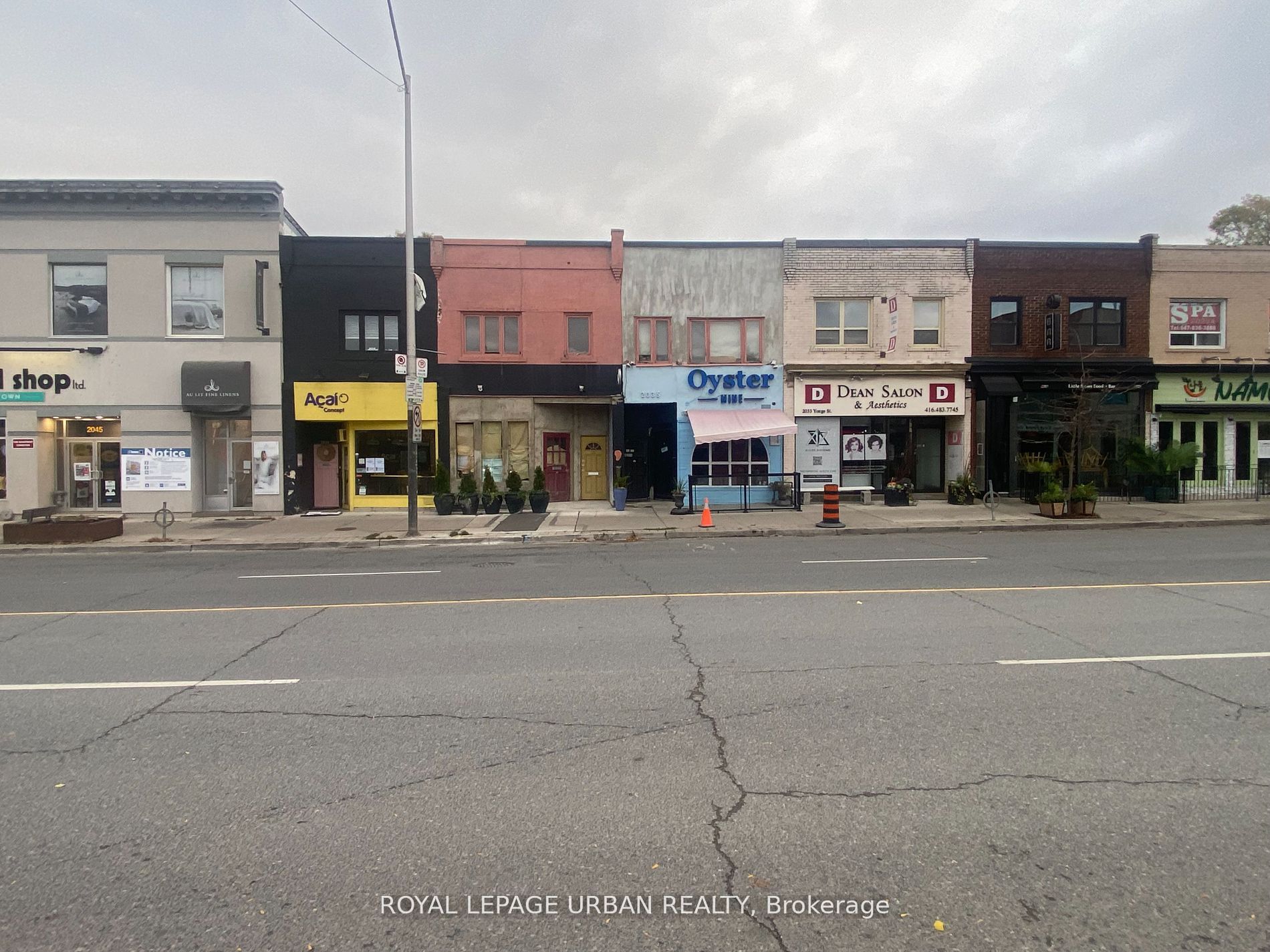 2035 Yonge St Property Photo 1