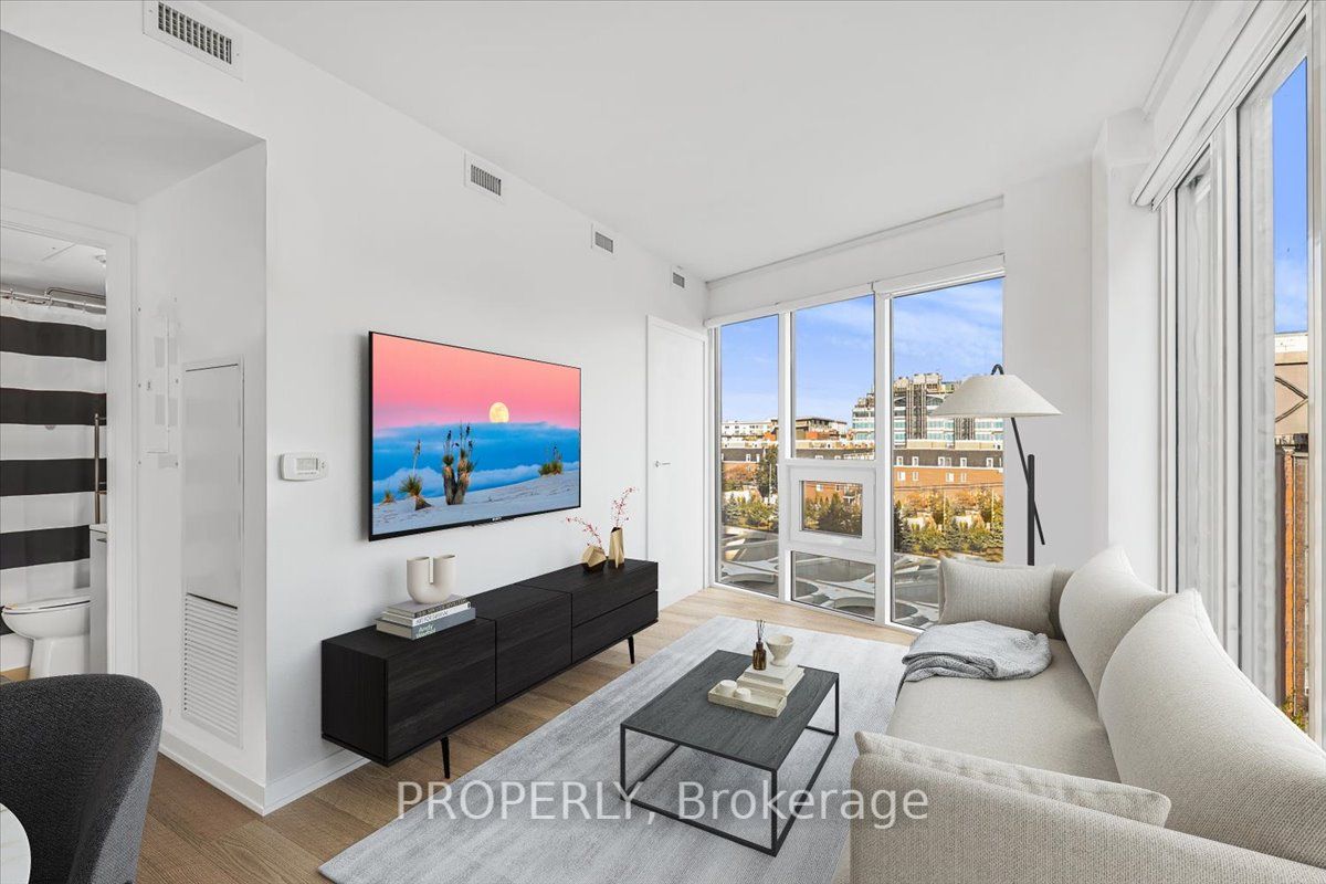 19 Western Battery Rd 19 Property Photo 3
