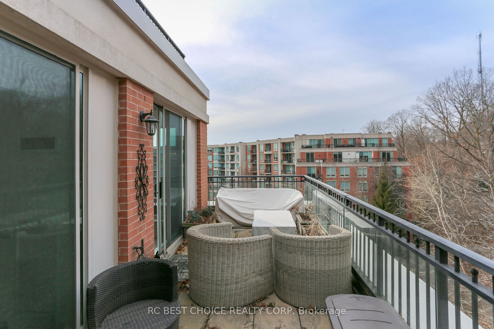 38 William Carson Cres 5 Property Photo 5
