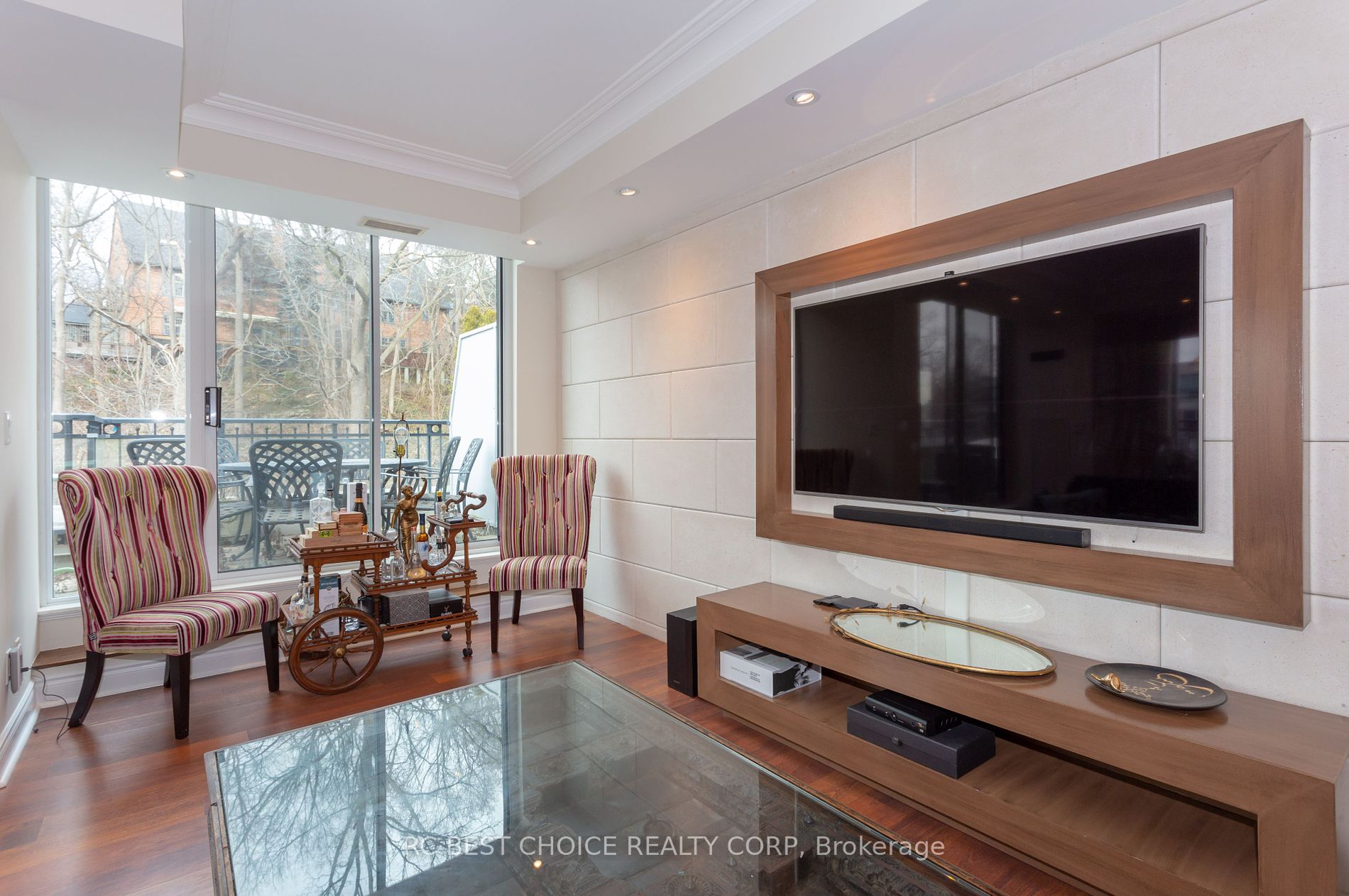 38 William Carson Cres 5 Property Photo 26