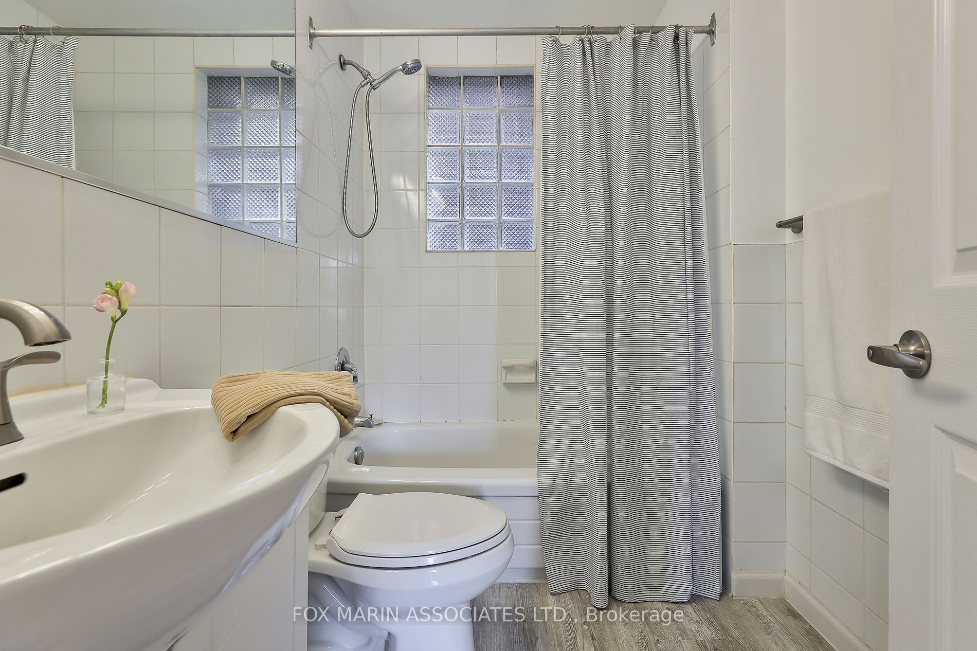 1840 Bathurst St 202 Property Photo 37