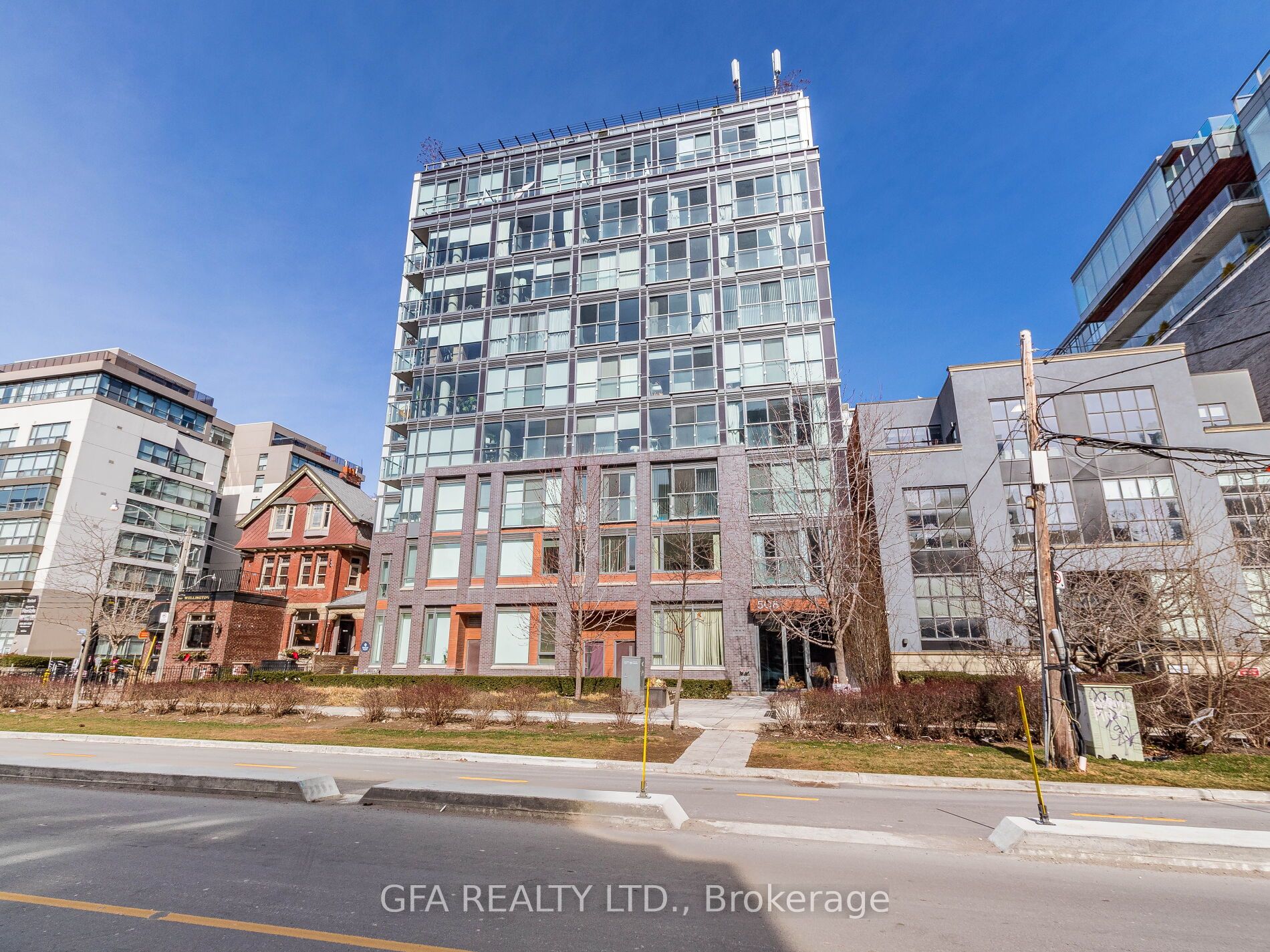 508 Wellington St W 7 Picture