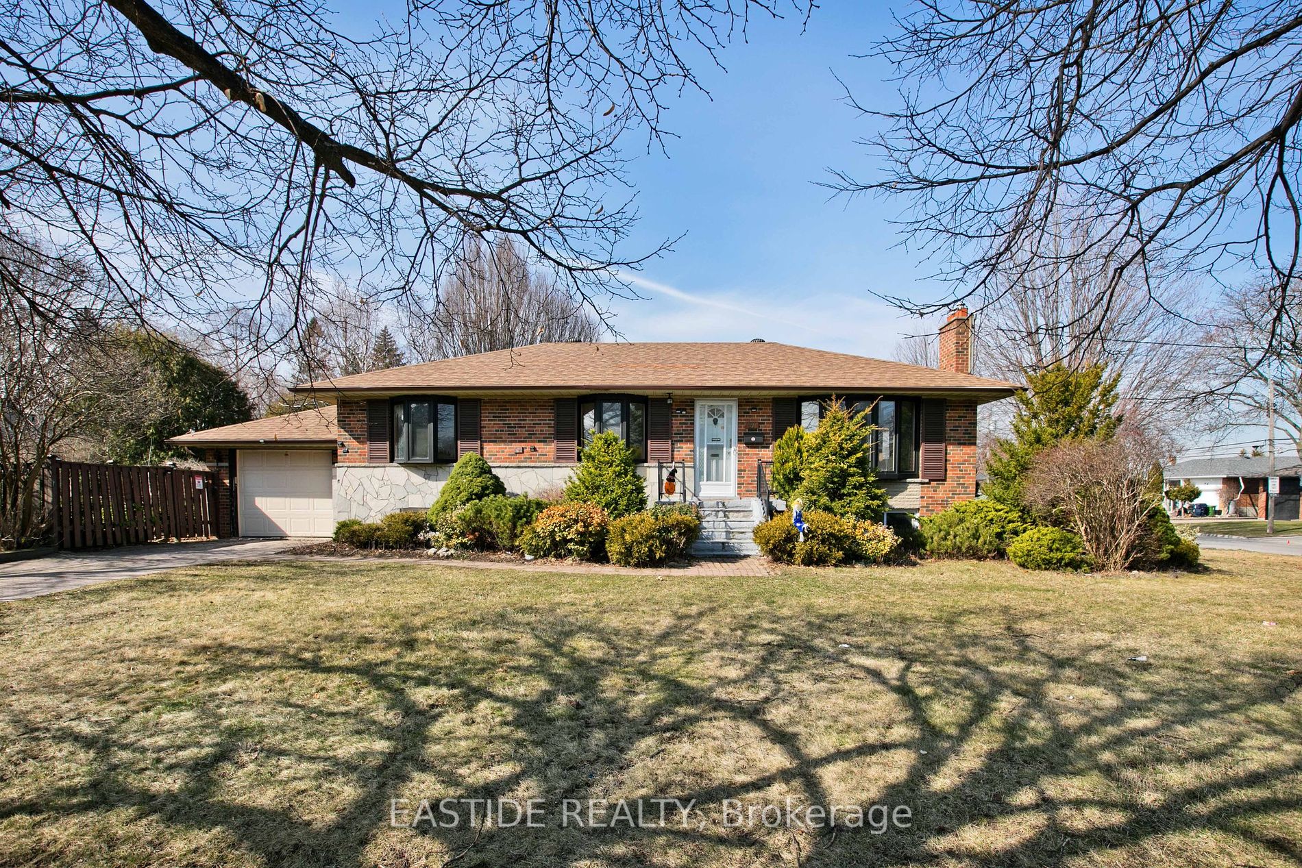 67 Elvaston Dr Property Photo