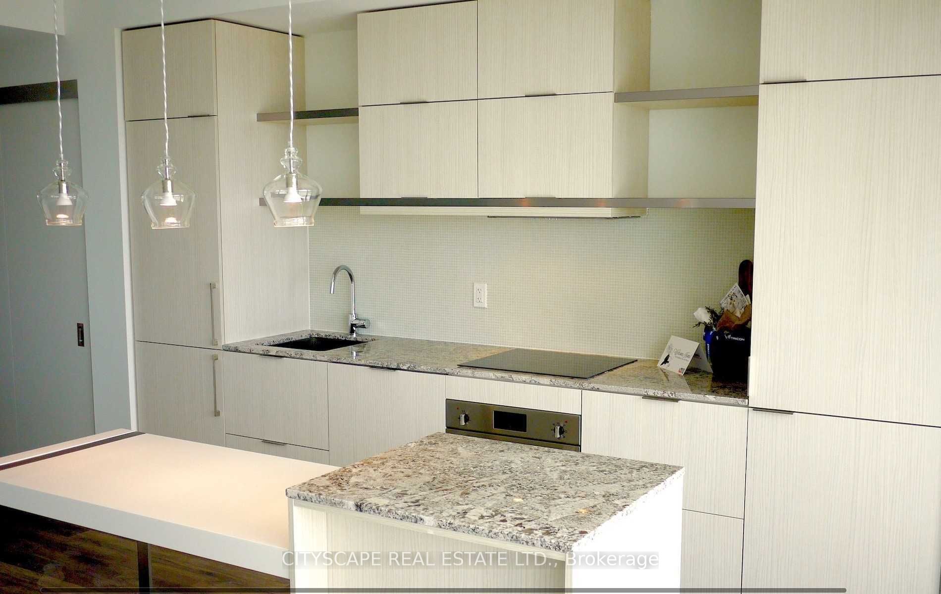 197 Yonge St 3111 Property Photo 1