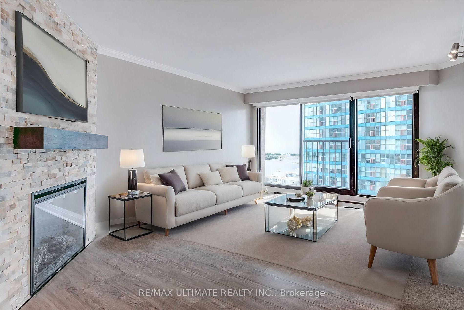 55 Harbour Sq 16 Property Photo 1