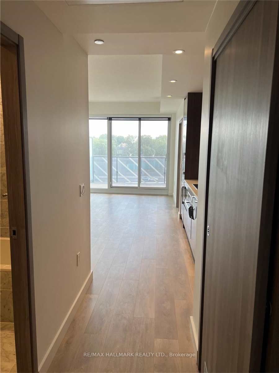 95 Mcmahon Dr 4 Property Photo 1