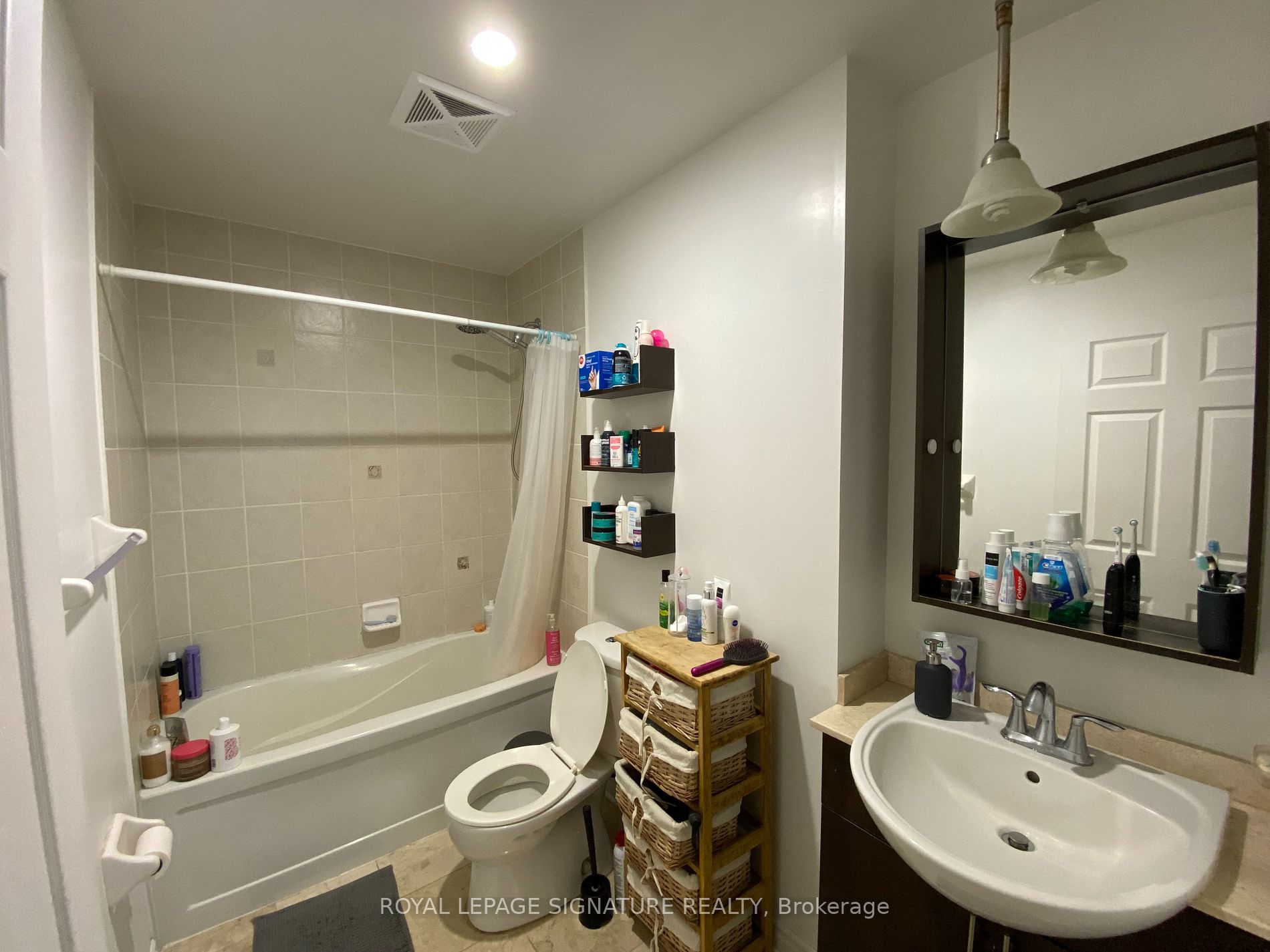18 Holmes Ave 02 Property Photo 15