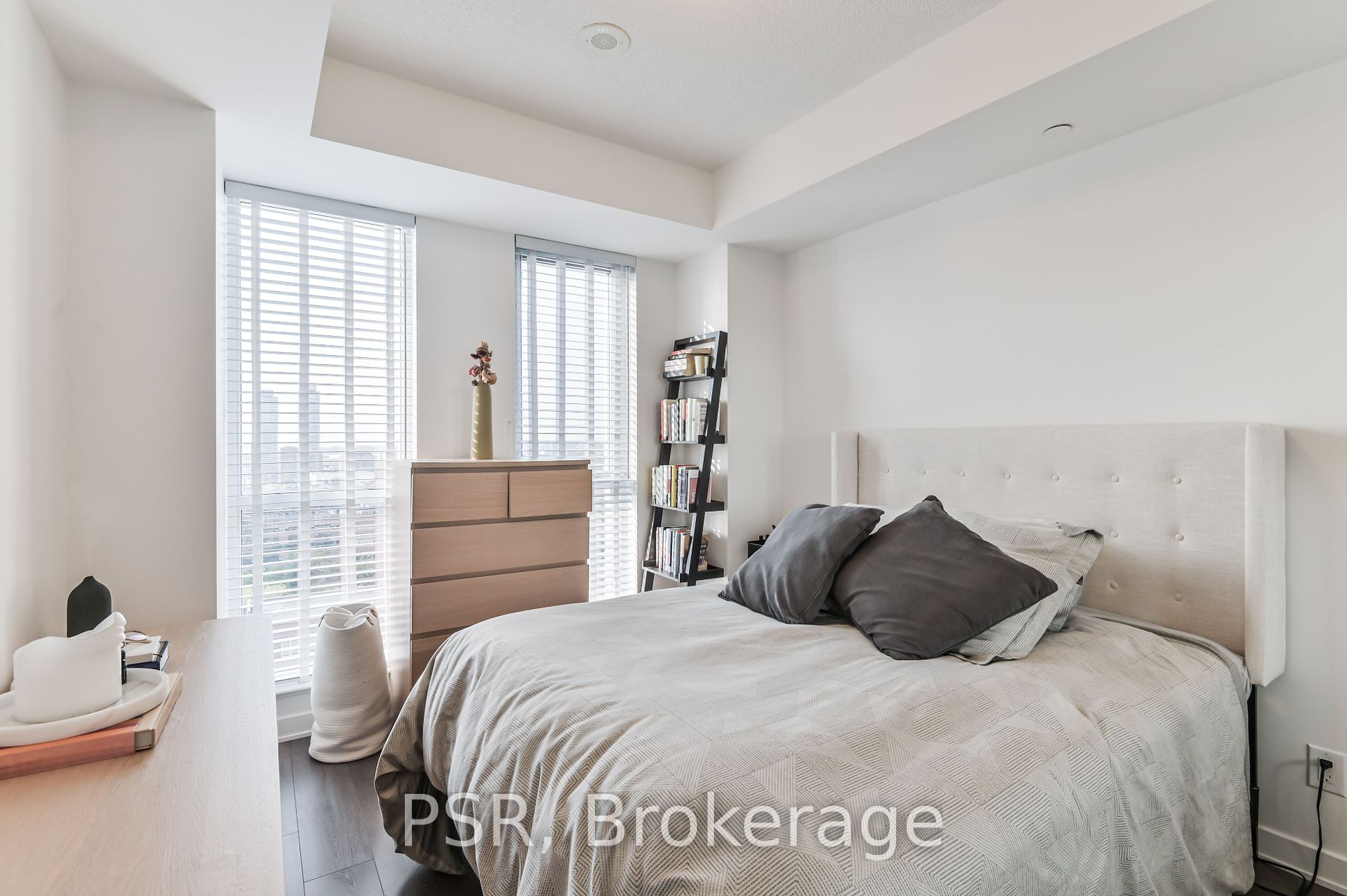 55 Regent Park Blvd 4 Property Photo 10
