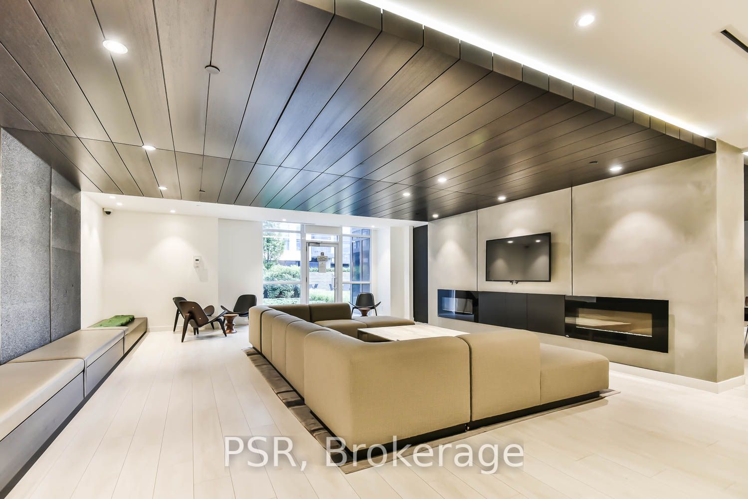 55 Regent Park Blvd 4 Property Photo 20