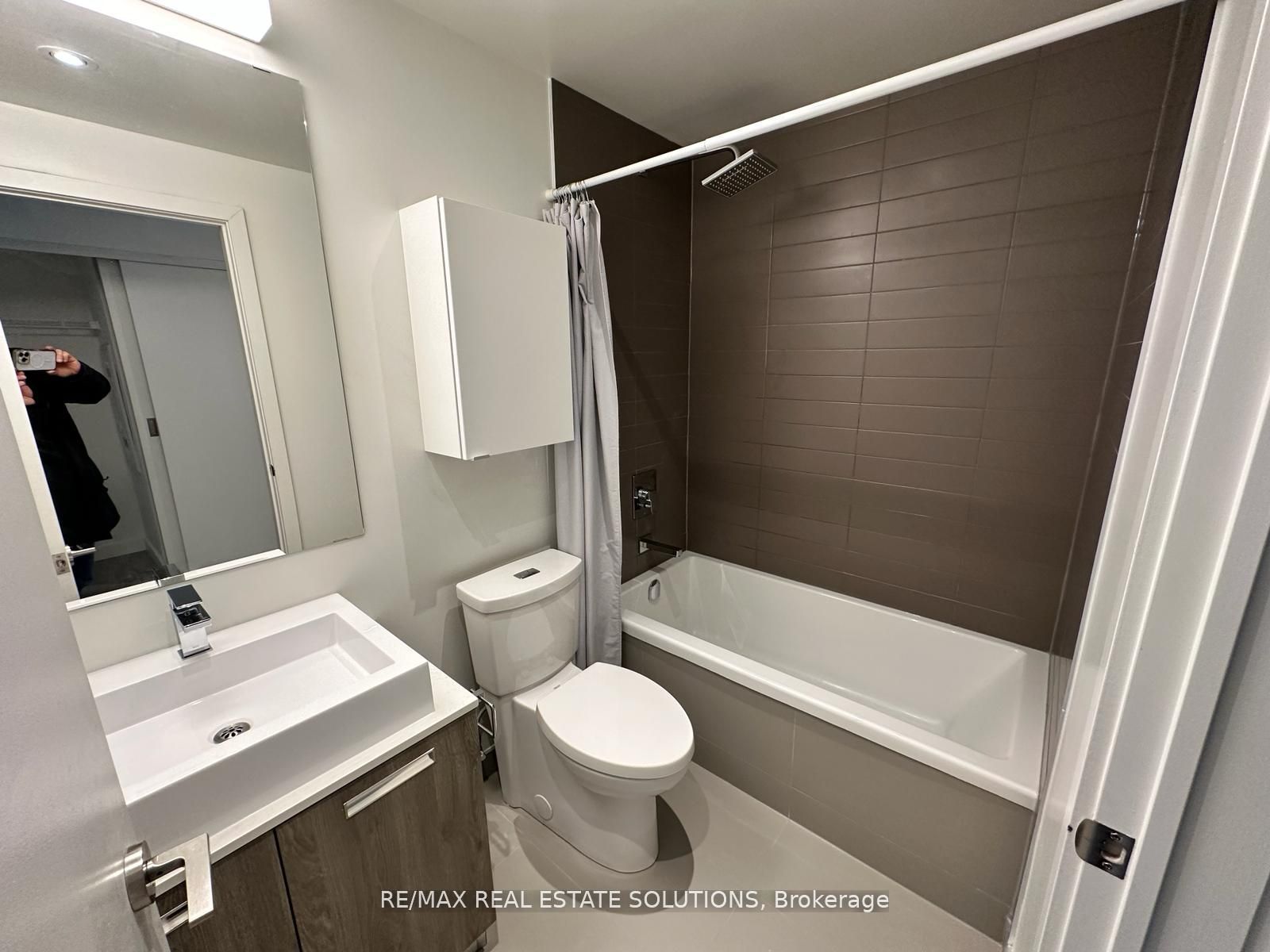 2a Church St 3 Property Photo 9
