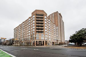 11 Thorncliffe Park Dr 5 Property Photo 1