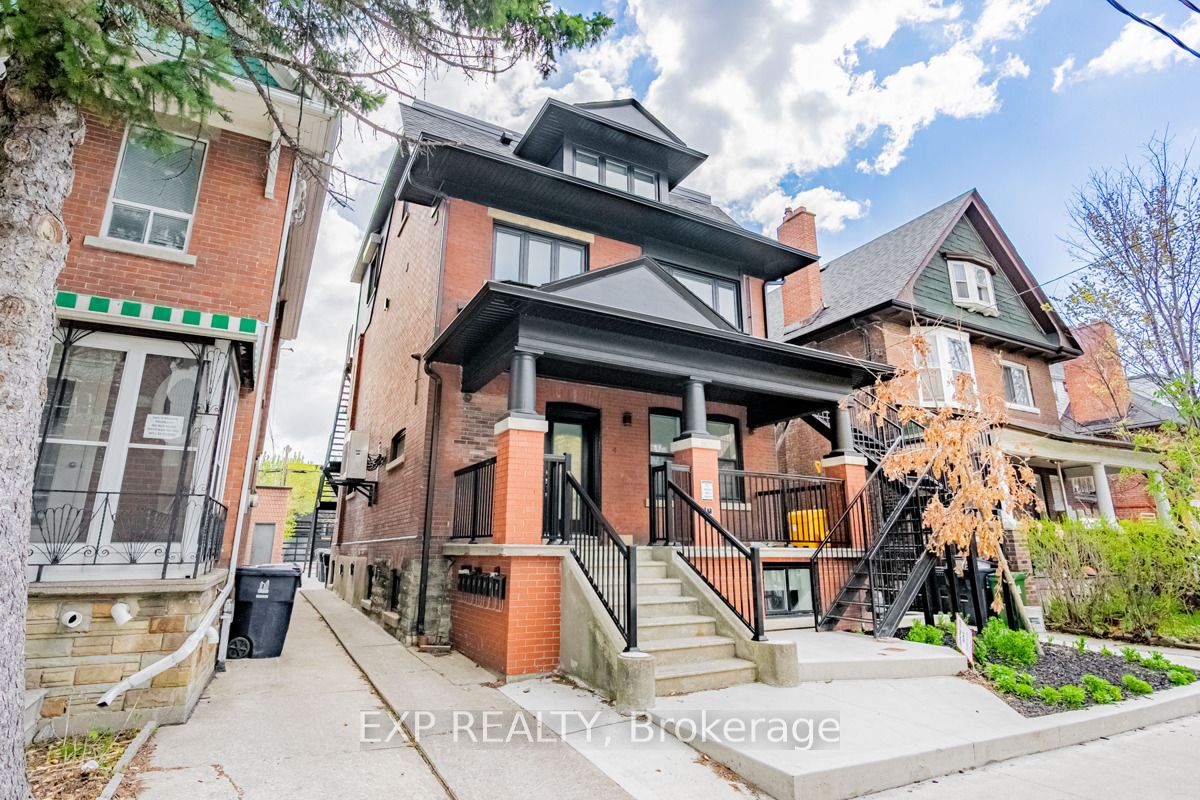 679 Dovercourt Rd Property Photo