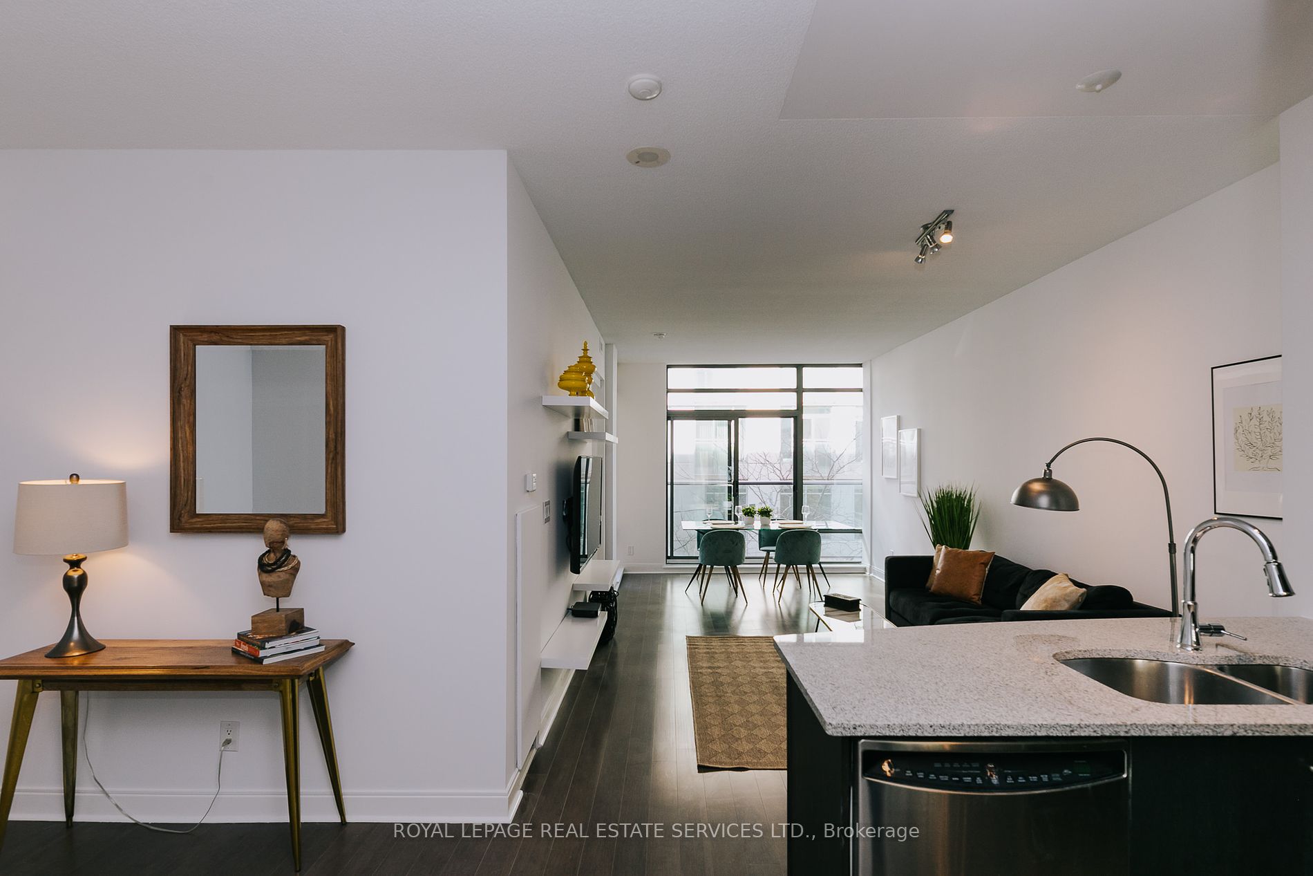 21 Scollard St 16 Property Photo 1