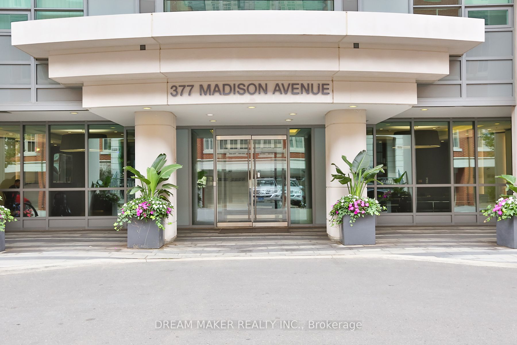 377 Madison Ave 14 Property Photo