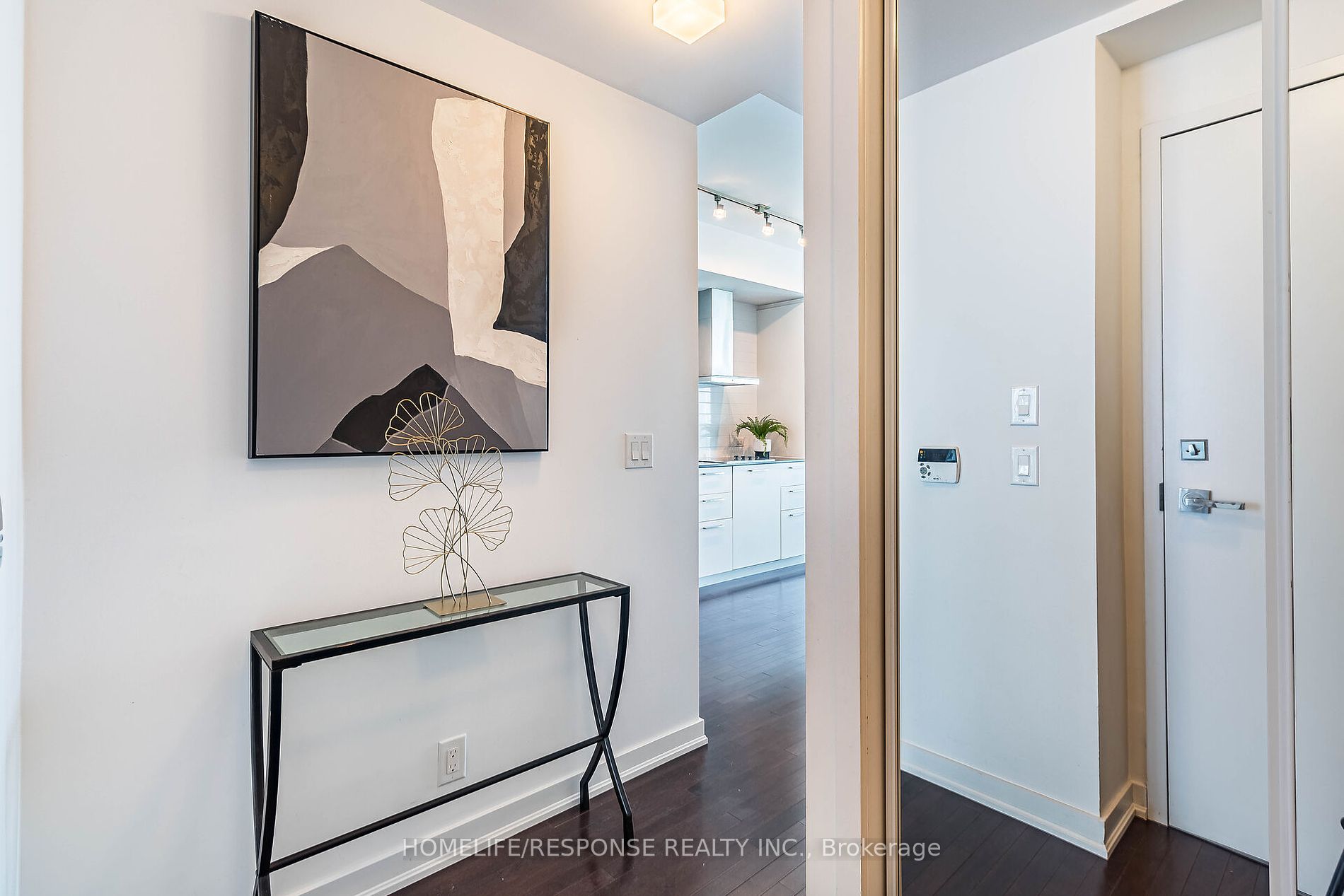 14 York St 1 Property Photo 6
