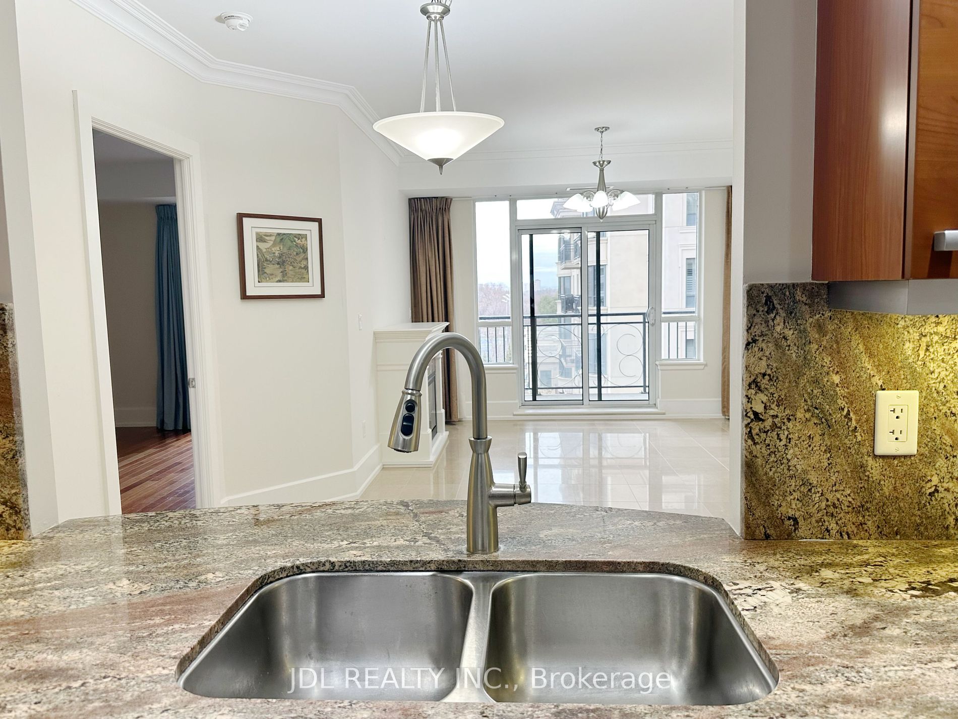 660 Sheppard Ave E 2 Property Photo 1