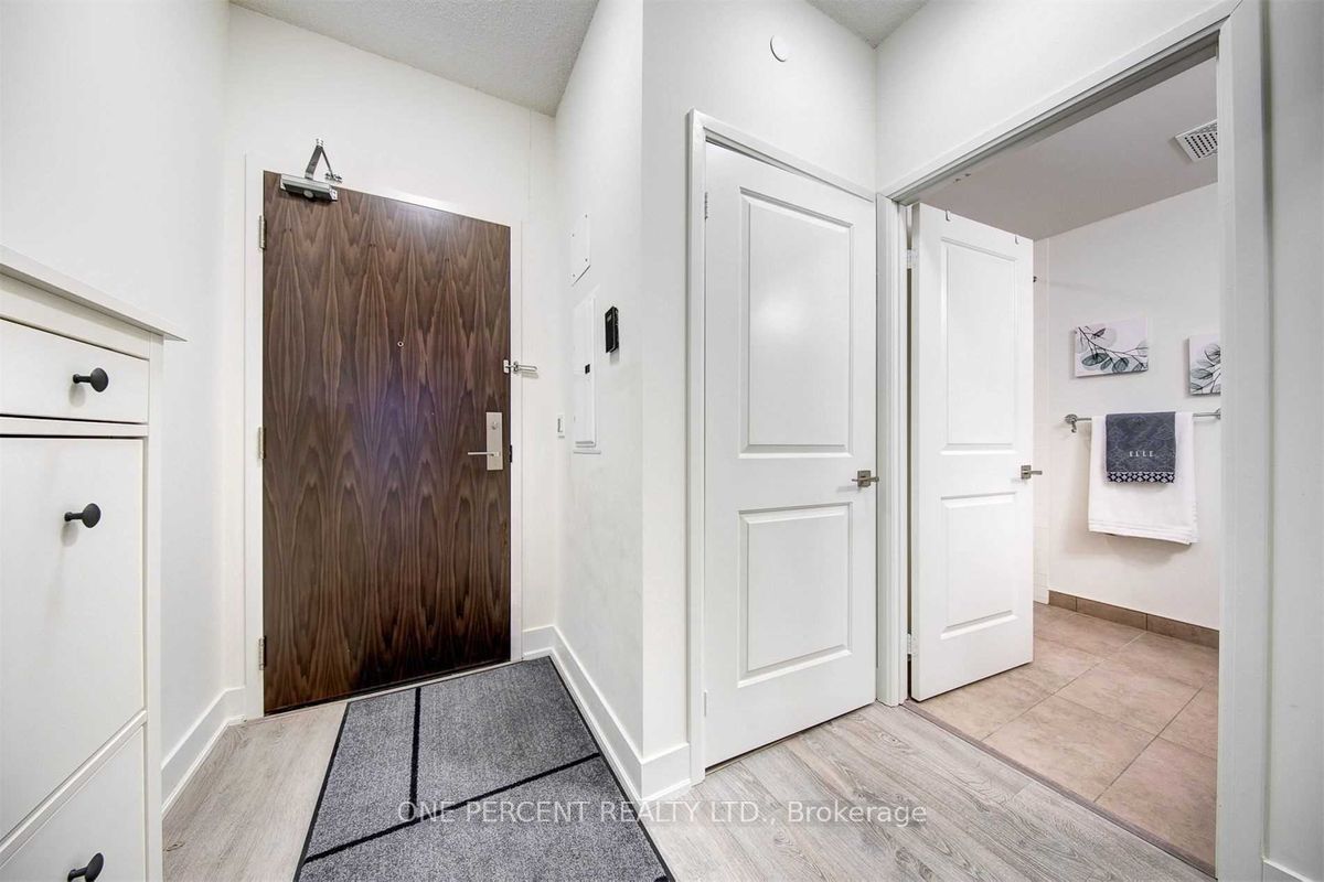 88 Sheppard Ave E 03 Property Photo 1