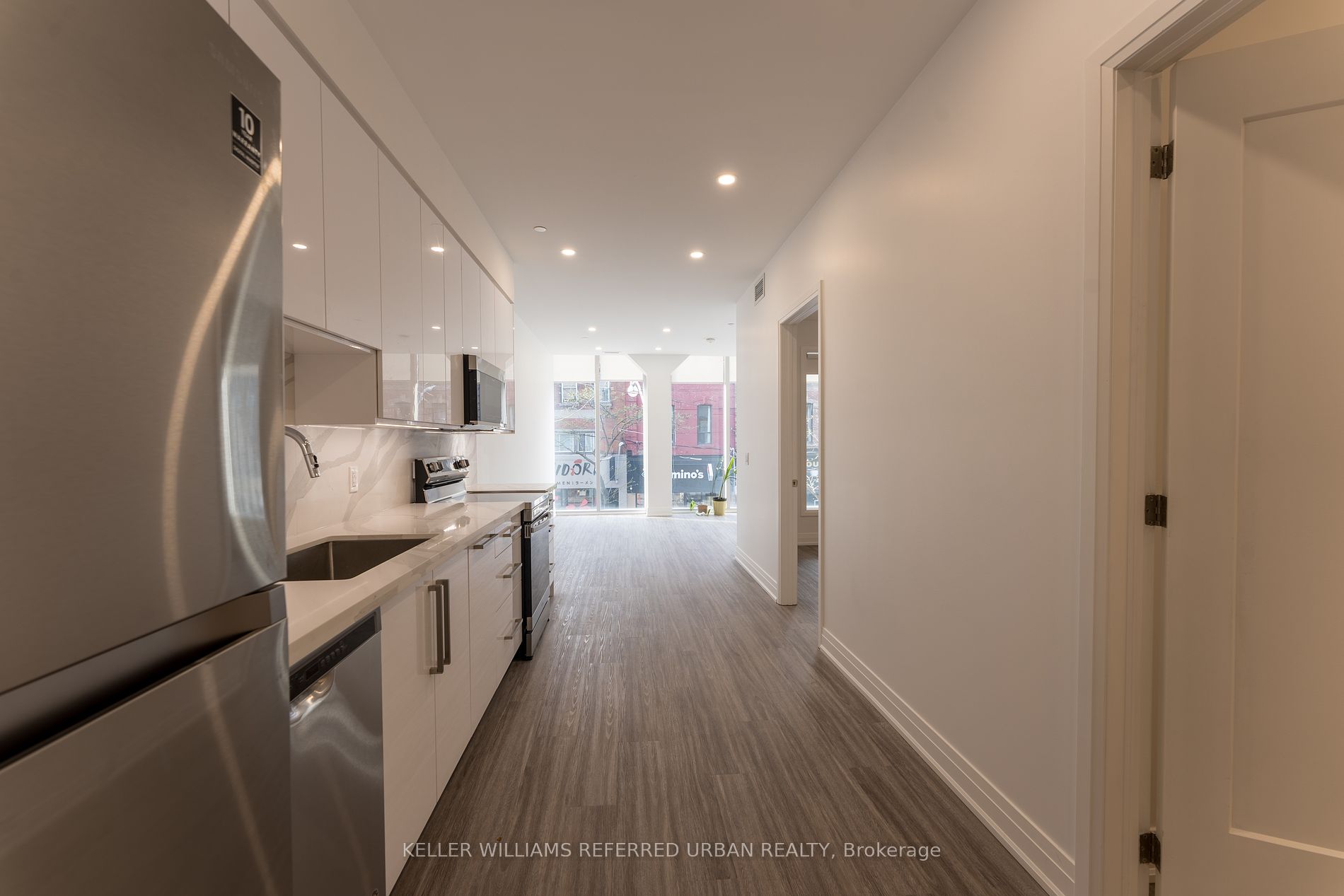 475 Queen St W 03 Property Photo 5