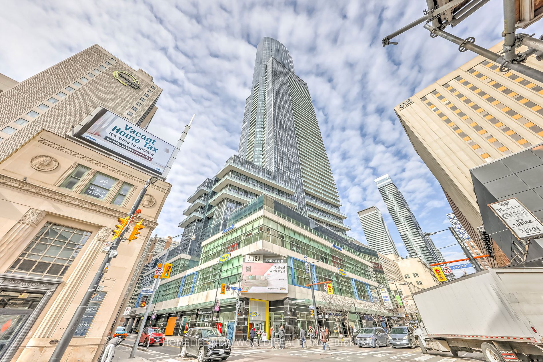 386 Yonge St 04 Property Photo 1