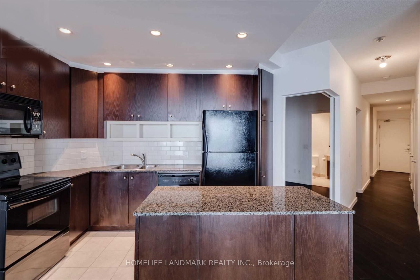 208 Queens Quay W 10 Property Photo 14