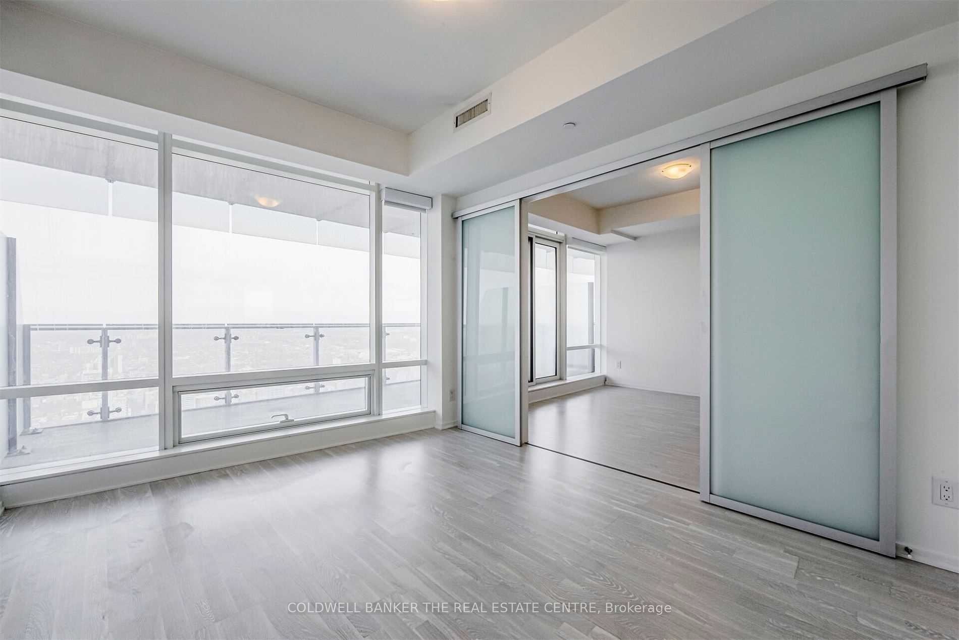 1 Bloor St E 7 Property Photo 18