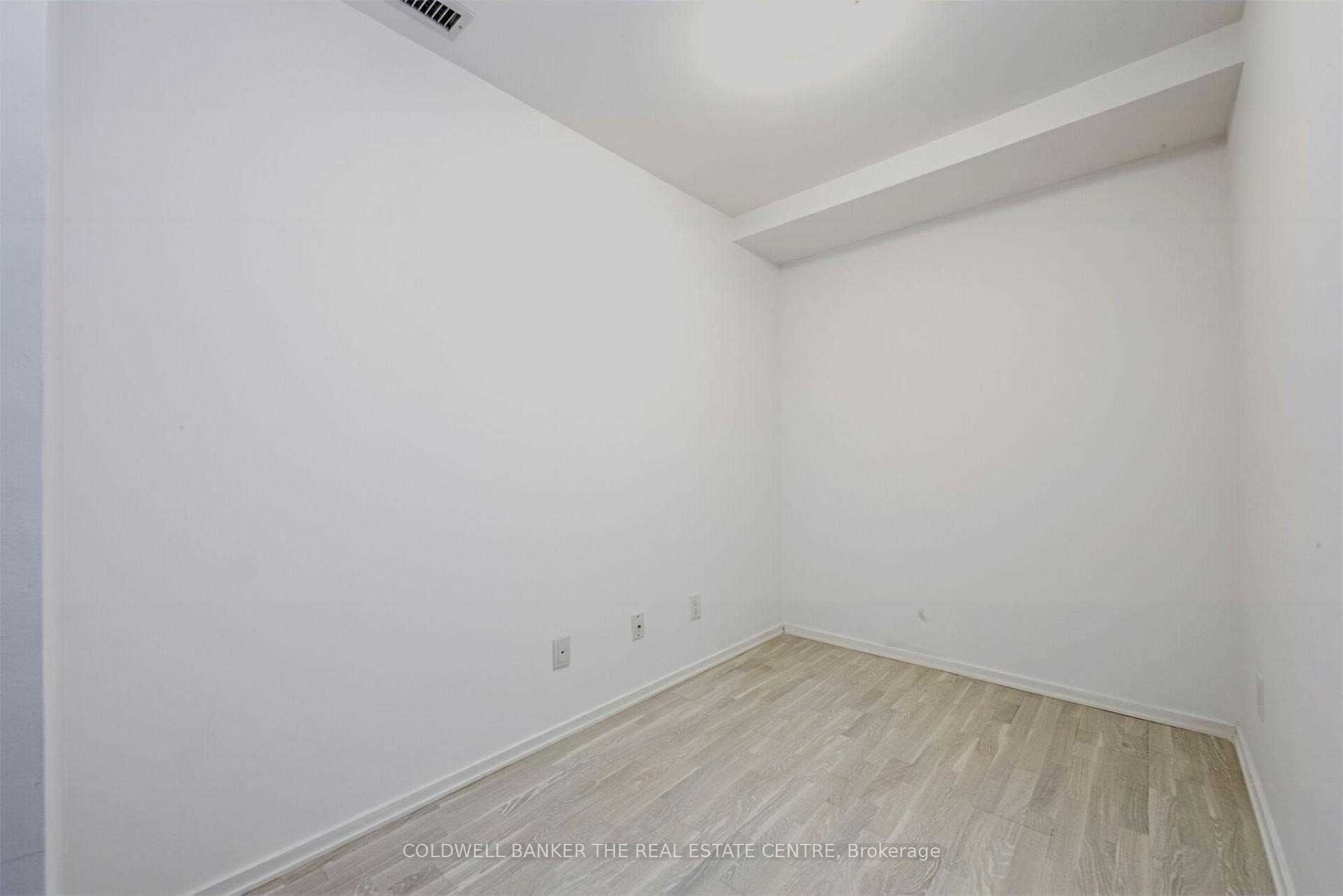 1 Bloor St E 7 Property Photo 21