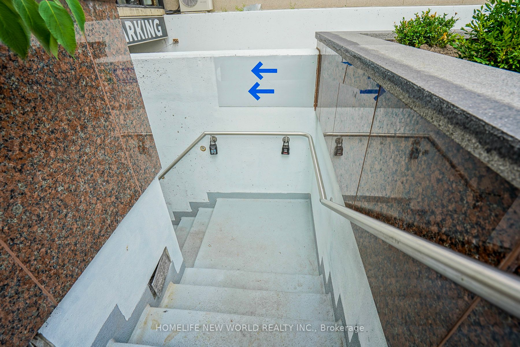 920 Yonge Street Level 7 Property Photo 4