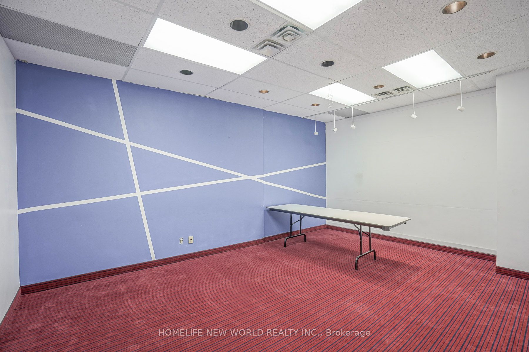 920 Yonge Street Level 7 Property Photo 9