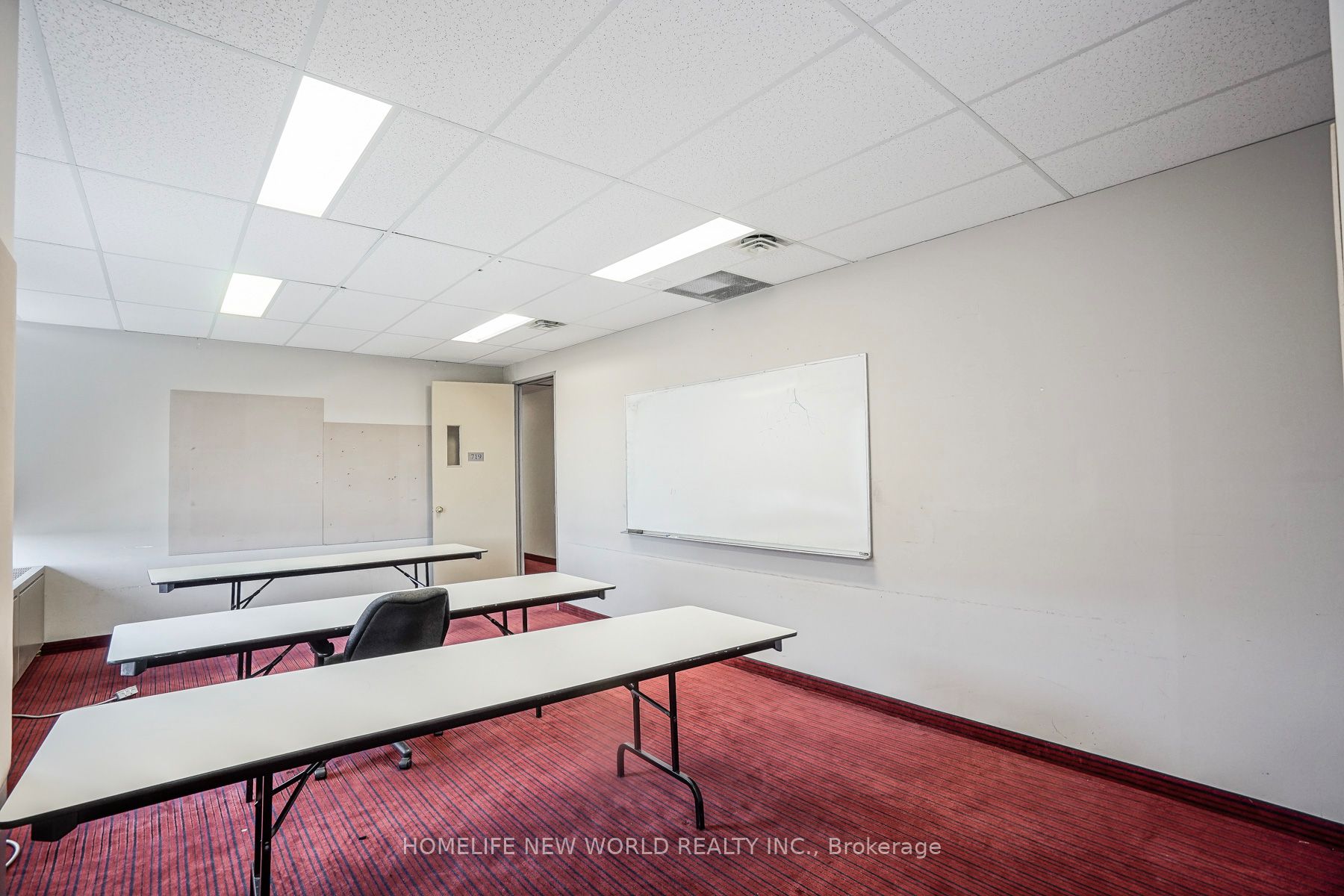 920 Yonge Street Level 7 Property Photo 13