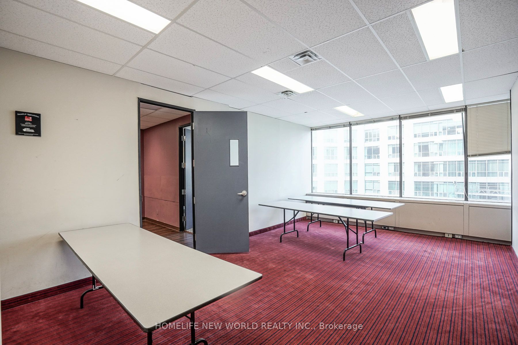 920 Yonge Street Level 7 Property Photo 14